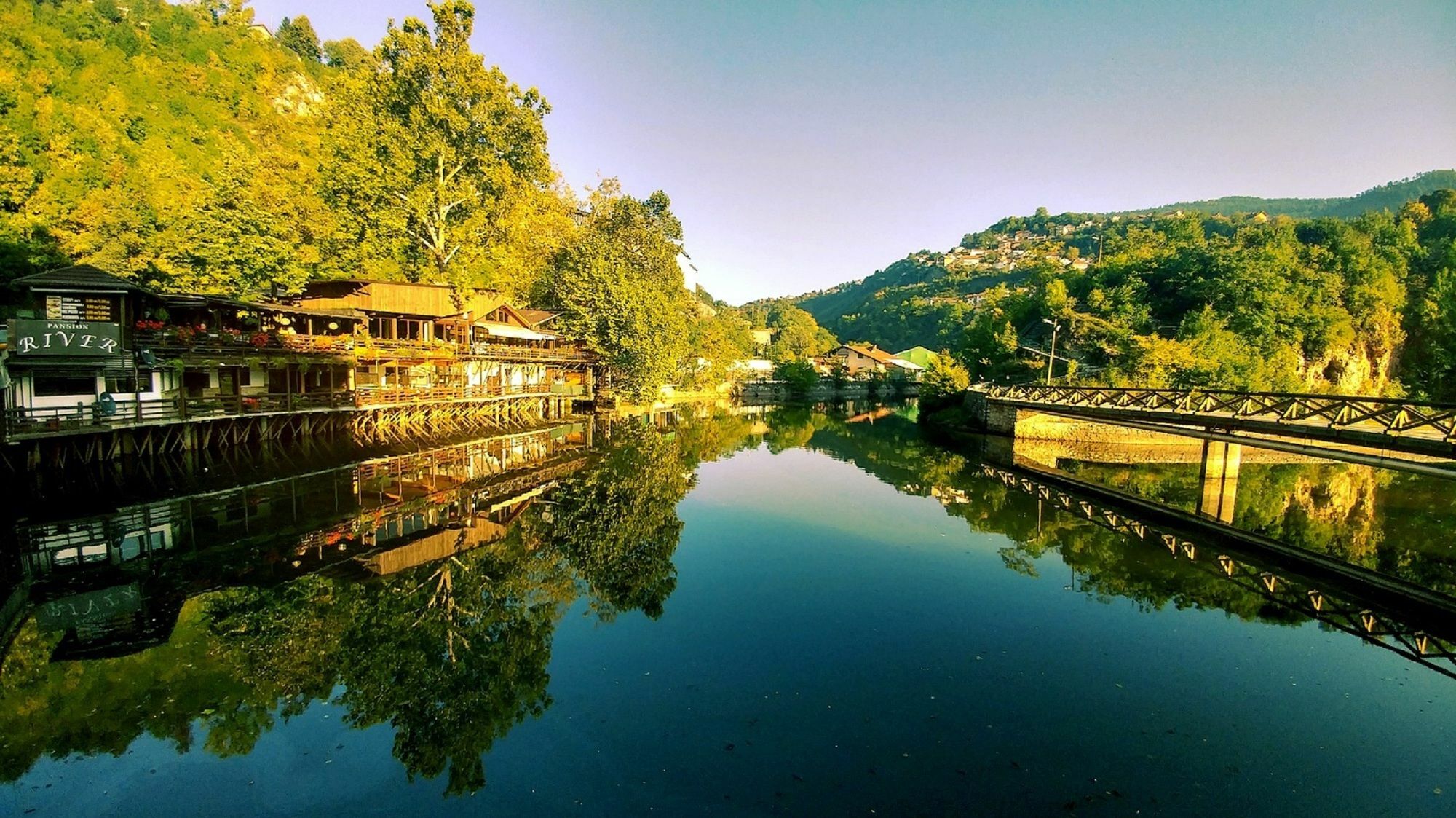 Pansion River サラエヴォ エクステリア 写真